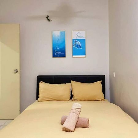 Cozyhouse 4Room 3Bath Room 10Pax'''Simpangampattasek Simpang Ampat  Kültér fotó