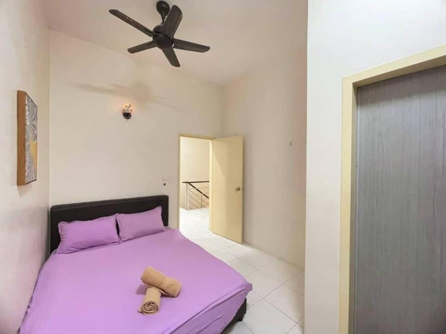 Cozyhouse 4Room 3Bath Room 10Pax'''Simpangampattasek Simpang Ampat  Kültér fotó